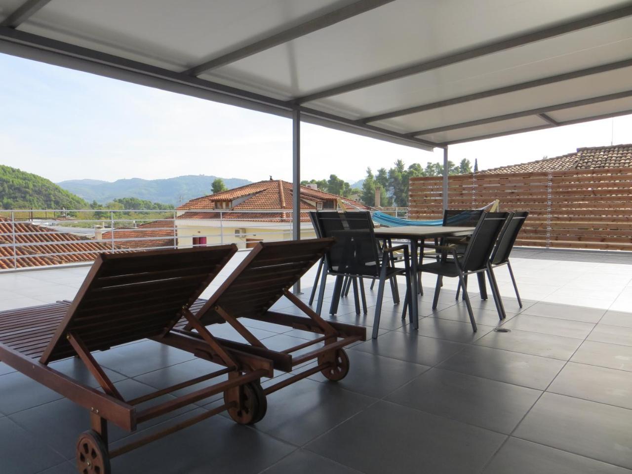 Leonidaion Guesthouse Ancient Olympia Exteriör bild Rooftop terrace