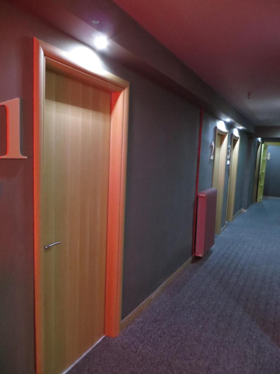 Leonidaion Guesthouse Ancient Olympia Exteriör bild A corridor in the hotel